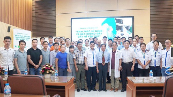 VIETMEDICAL kết hợp cùng hội thiết bị y tế Việt Nam tổ chức khóa đào tạo khai thác sử dụng và bảo dưỡng máy gây mê kèm thở