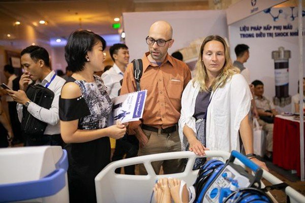 Ấn tượng triển lãm các giải pháp y tế số về y học cấp cứu lần đầu tiên được giới thiệu tại Hội nghị VSEM 2019